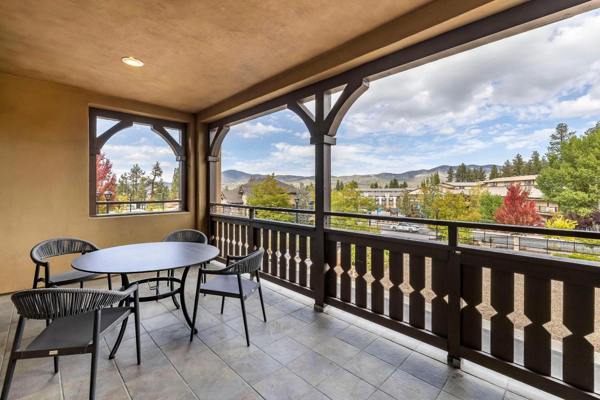 Bluegreen Vacations Big Bear Village, Ascend Resort Collection Big Bear Lake Bagian luar foto