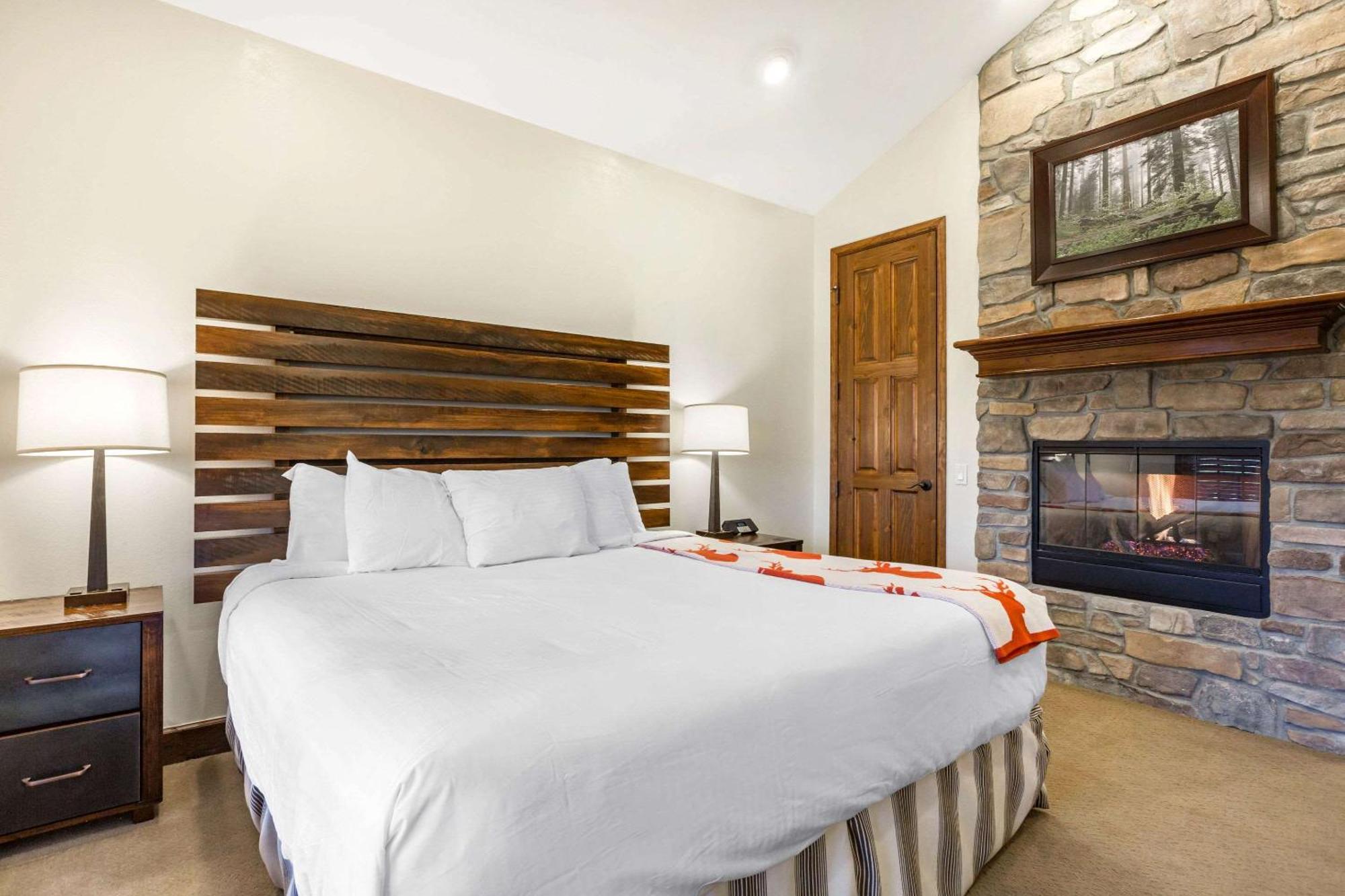 Bluegreen Vacations Big Bear Village, Ascend Resort Collection Big Bear Lake Bagian luar foto